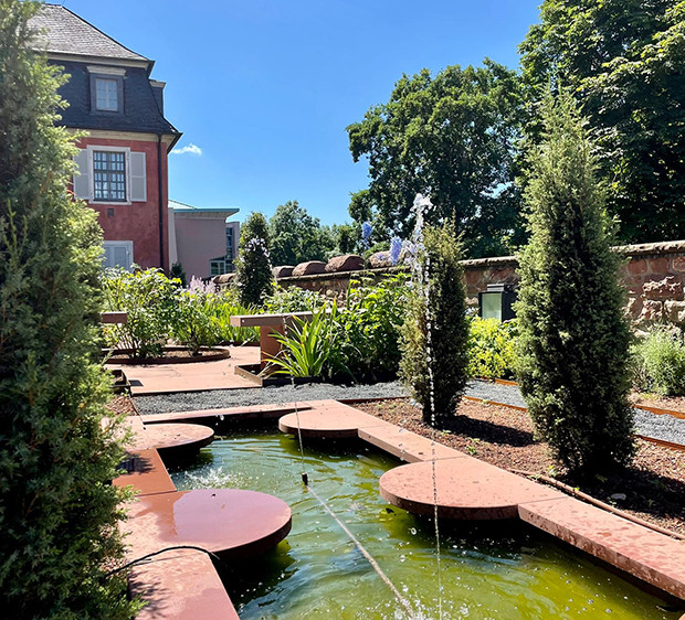 Der römische Garten Wasserspiel